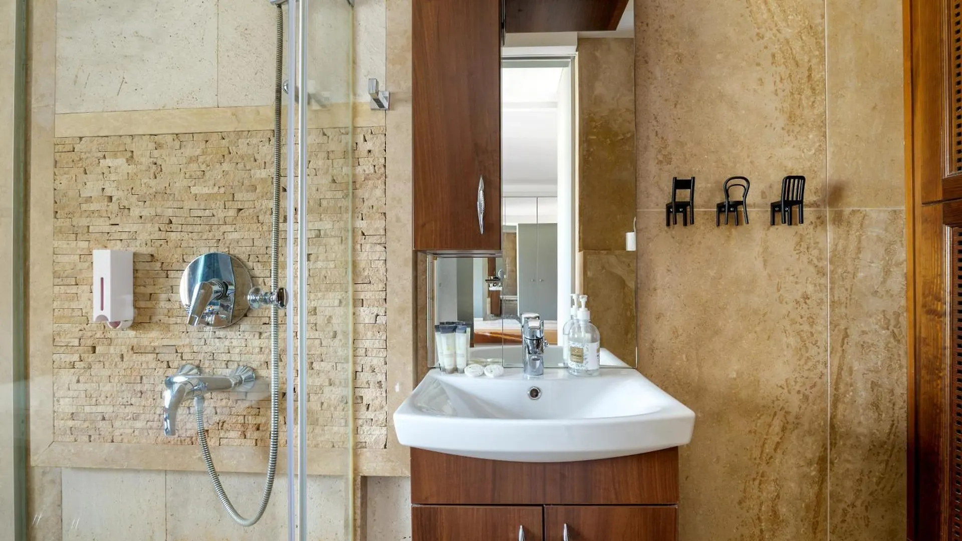 3Bedroom Triplex Rooftop Apartment Budapeşte